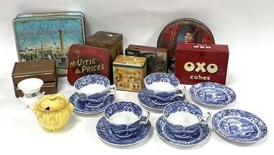 Lot 1008 - Spode Italian blue and white teacups x4 and...