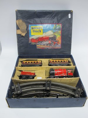Lot 1371 - A Hornby M1 Train Set, comprising a loco, 3435...