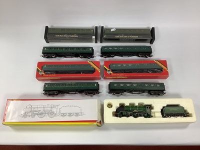 Lot 486 - An OO gauge Southern Railway express train...