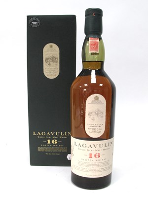 Lot 1529 - Whisky - Lagavulin Single Islay Malt Scotch...