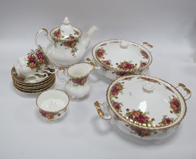 Lot 1194 - A Collection of Royal Albert "Old Country...