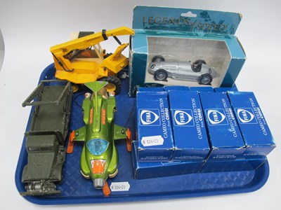 Lot 1359 - A group of vintage die cast models and...