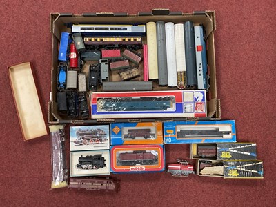 Lot 345 - A Quantity of both HO/OO Gauge Model Railway...