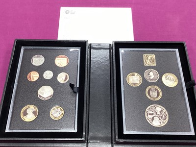 Lot 91 - 2019 Royal Mint UK Proof Coin Set, cased with...