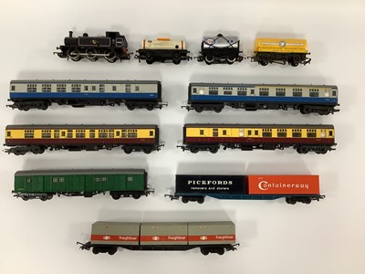 Lot 757 - A quantity of OO scale model railway by Hornby...