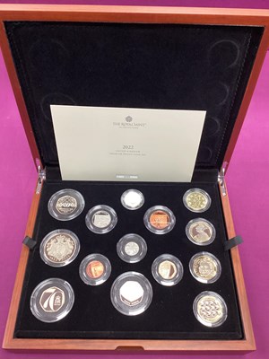 Lot 105 - 2022 Royal Mint UK Premium Proof Coin Set,...