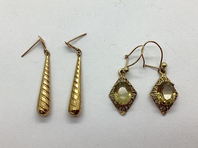 Lot 100 - A Pair of Stone Set Drop Earrings, claw set...