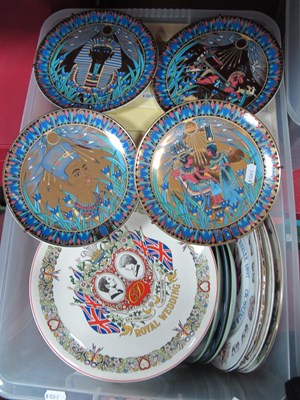 Lot 1160 - A Collection of Boxed and Loose Collectors...