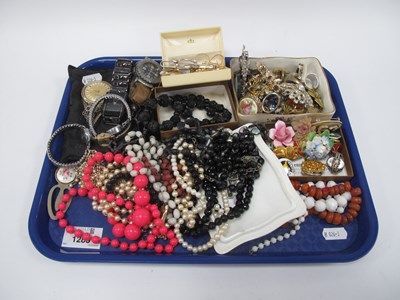 Lot 1288 - A Collection of Costume Jewellery, including...