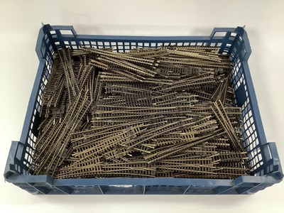 Lot 493 - Approximately one hundred and nine used N...