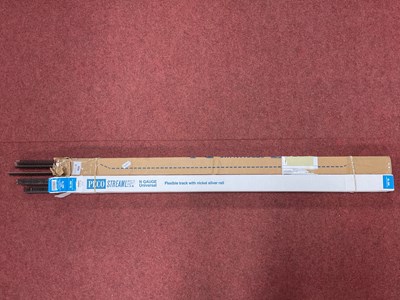 Lot 400 - Two boxes of Peco Streamline N gauge Code 80...