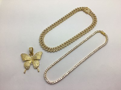 Lot 177 - A Gilt Coloured Line Necklace, of uniform...