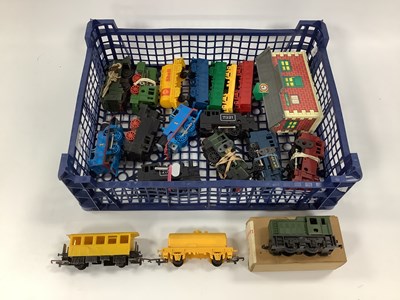 Lot 532 - Eleven 00 gauge clockwork 0-4-0 locomotives by...
