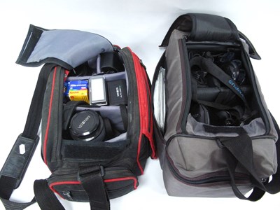 Lot 1467 - Two Bagged 35mm SLR Cameras: Minolta X-700...
