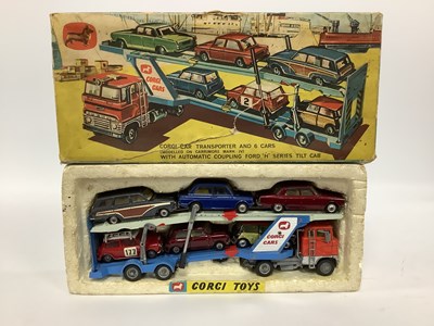 Lot 915 - Corgi Gift Set No 41 Car Transporter and Six...