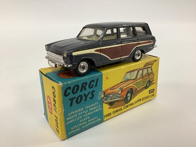 Lot 929 - Corgi Toys No 491 Ford Consul cortina Super...