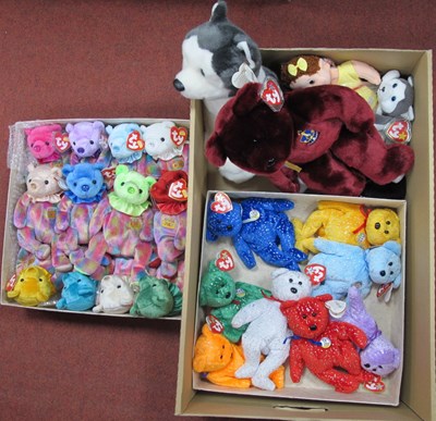 Lot 323 - Approximately Twenty Five TY Soft Toys, Beanie...