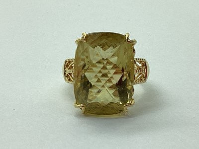 Lot 80 - A Decorative Single Stone Dress Ring, the...