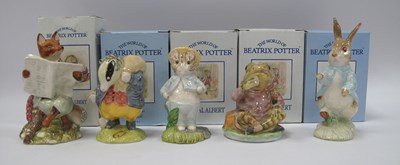 Lot 1211 - Beatrix Potter Peter Rabbit figurines from...