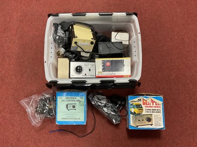 Lot 415 - A quantity of model railway control equipment...