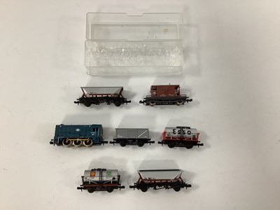 Lot 886 - A Graham Farish 'N' Gauge Class 08 0-6-0...