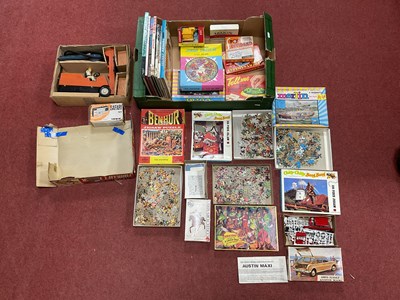 Lot 491 - A Collection of Items to include Airfix 32...