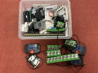Lot 443 - A Quantity of Marklin Electrical Items, to...