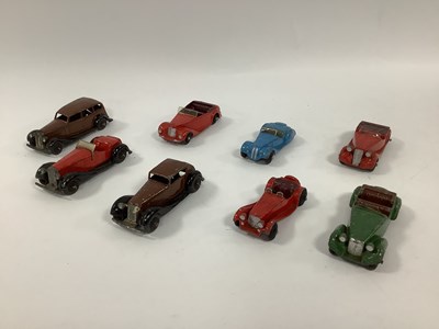 Lot 852 - Eight Immediate Post-War Dinky Toys,...