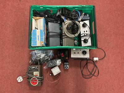 Lot 422 - A quantity of Model Railway control equipment...