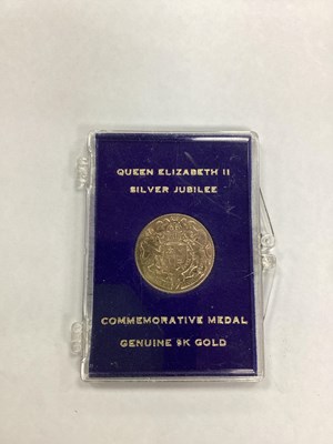 Lot 203 - 1977 QEII Silver Jubilee Commemorative 9ct...