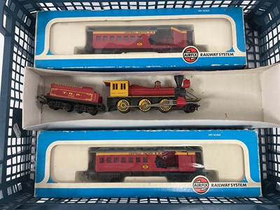 Lot 548 - A Triang 00 gauge "Davy Crockett" old-time...