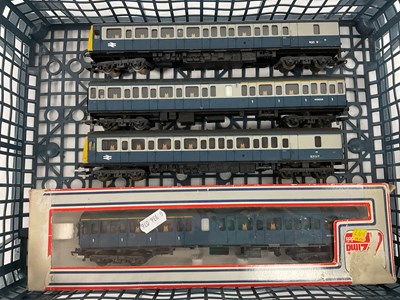 Lot 615 - A Lima 00 gauge class 117 three-car DMU in BR...