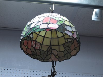 Lot 1467 - Tiffany Style Ceiling Light, 28.5cm diameter.