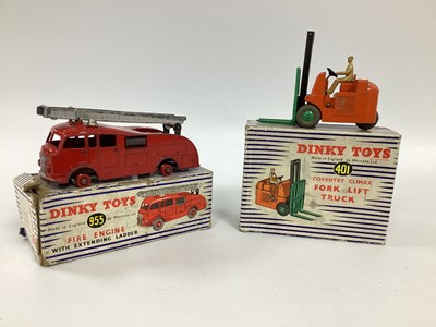 Lot 979 - Original Dinky Toys No. 955 Fire Engine,...