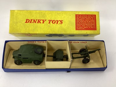 Lot 983 - Dinky Toys No.697 25 - Pounder Field Gun Set,...