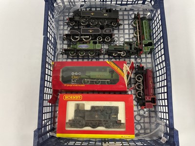 Lot 625 - Eight 00 gauge tank engines: a Bachmann Ivatt...