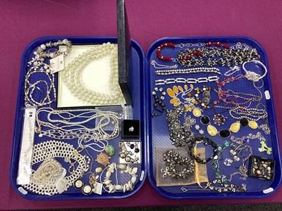 Lot 202 - A Collection of Modern Costume Jewellery, to...