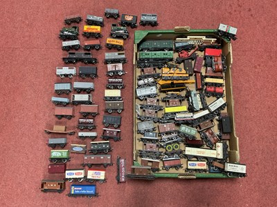 Lot 403 - Approximately eighty-five 00 gauge wagons by...