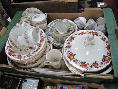 Lot 1077 - Cauldon 'Majestic' Dinner Ware, of twenty...