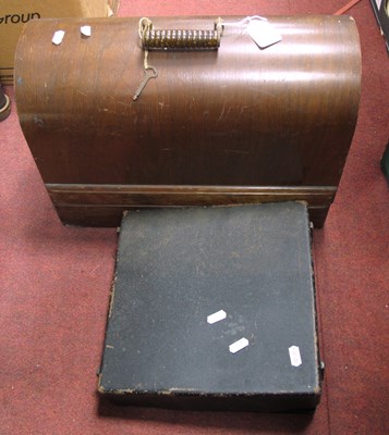 Lot 1135 - Singer Sewing Machine (cased), together with...