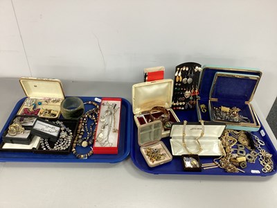 Lot 187 - A Hallmarked Silver Woman's Union Pendant,...