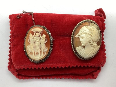 Lot 178 - A Shell Carved Cameo Brooch/Pendant, the oval...