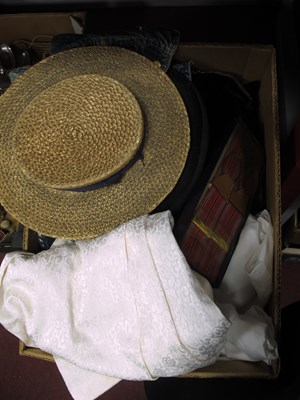 Lot 1184 - A Quantity of Various Vintage Clothing,...