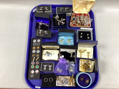 Lot 203 - Wedgwood by Stratton; A Pair of Gilt Coloured...