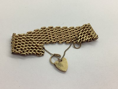 Lot 85 - A 9ct Gold Brick Link Bracelet, tapering to...