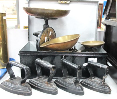 Lot 1482 - Salters Family Scale, brass pan, further...