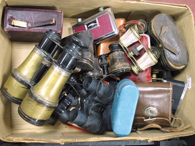 Lot 1109 - Binoculars and Opera Glasses Beckassel CBS...