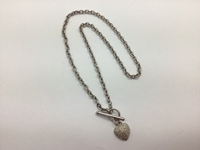 Lot 75 - A 9ct White Gold Hollow Oval Link Necklace, to...