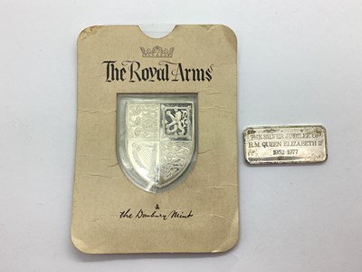 Lot 9 - The Danbury Mint; The Royal Arms Shield Shape...