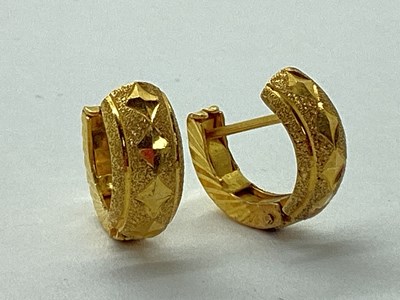 Lot 97 - A Pair of Hinged Huggy Style Hoop Earrings, of...